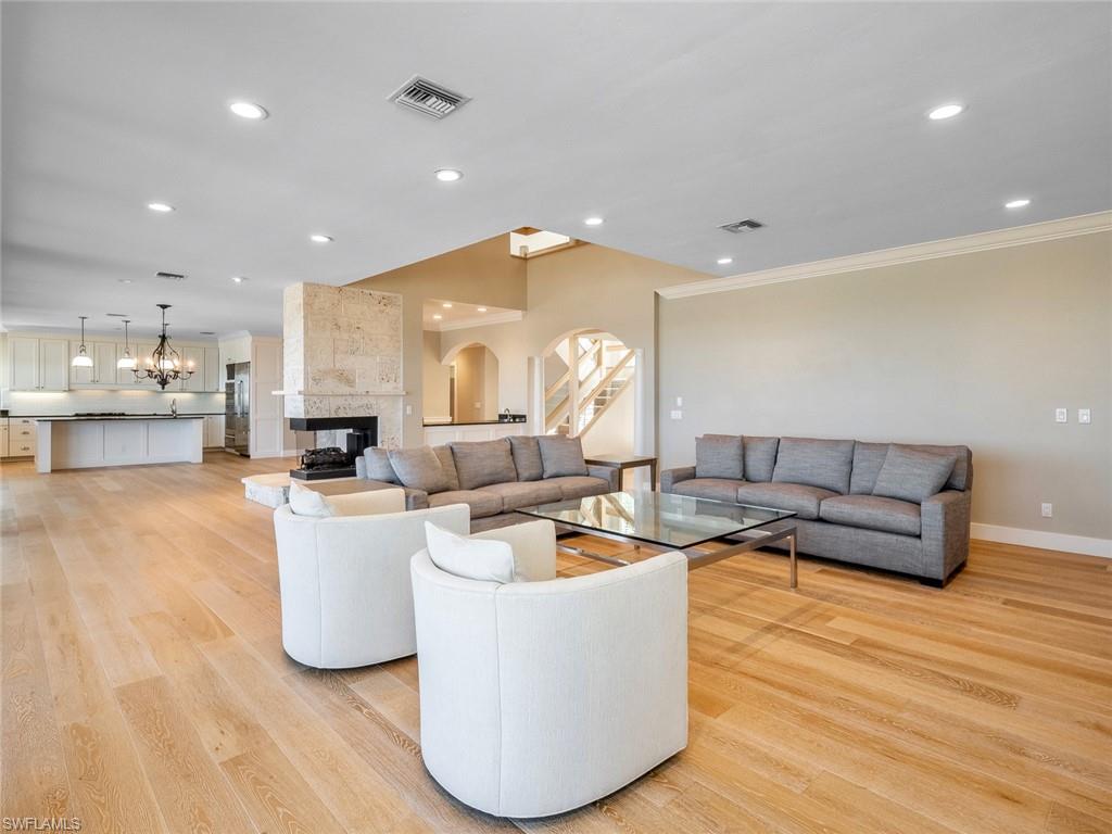 METES AND BOUNDS - Residential