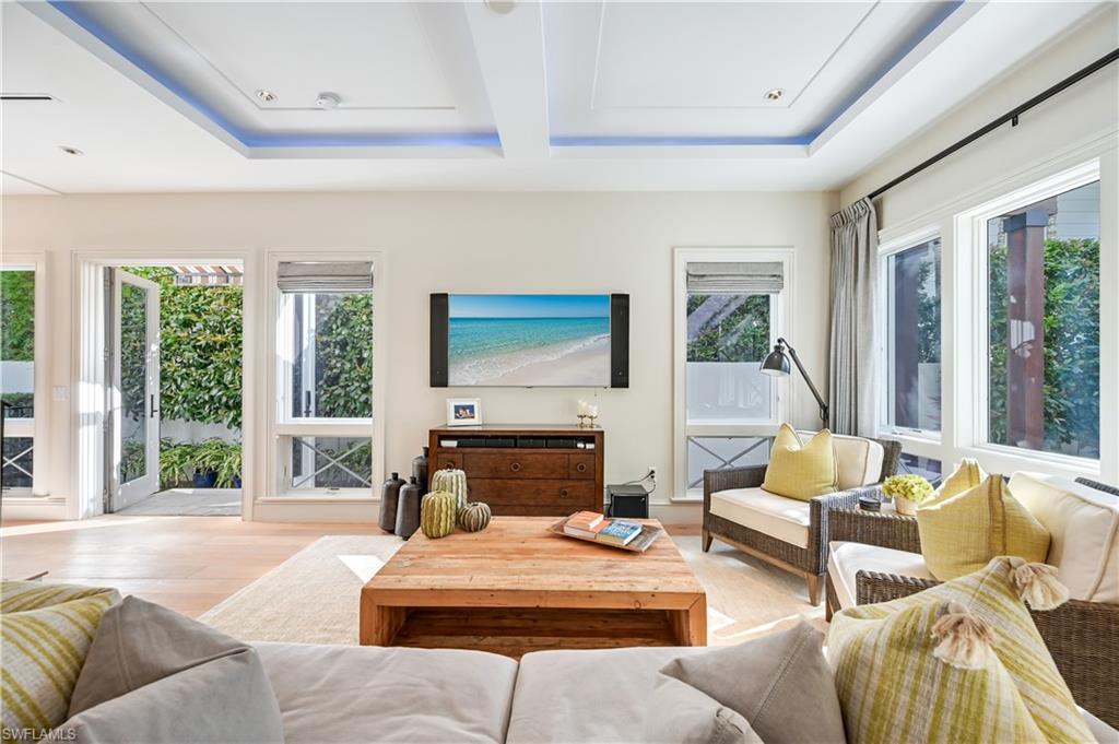 OLDE NAPLES - Residential