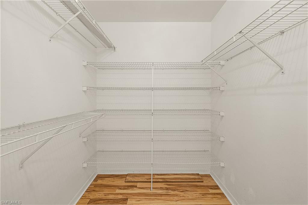 CAPTAINS COVE - Residential