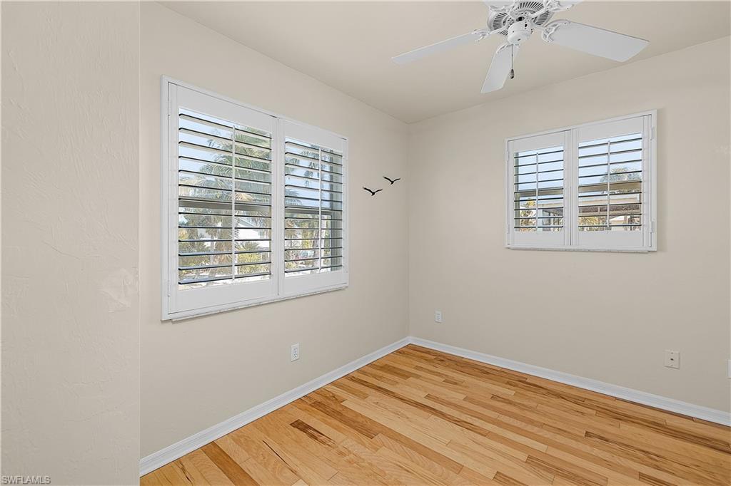 CAPTAINS COVE - Residential