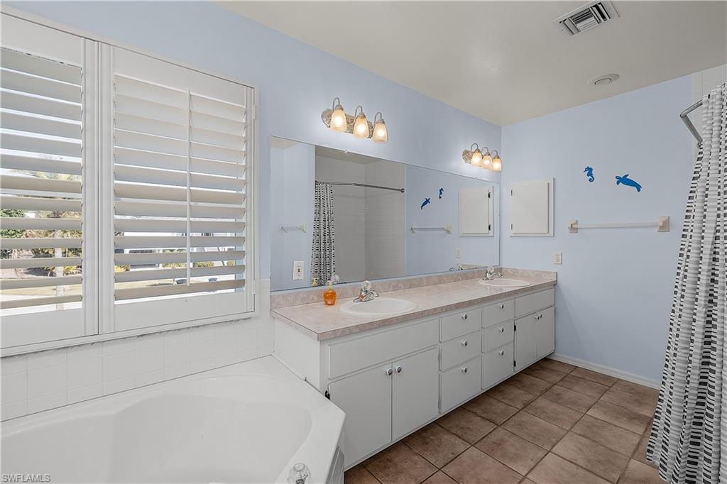 CAPTAINS COVE - Residential