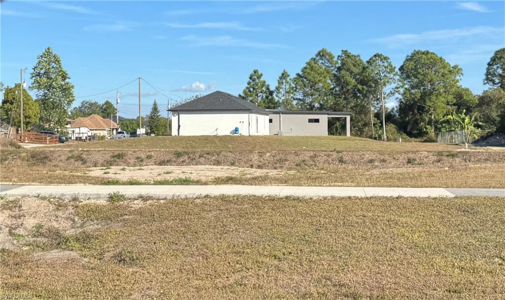 LEHIGH ACRES - Residential