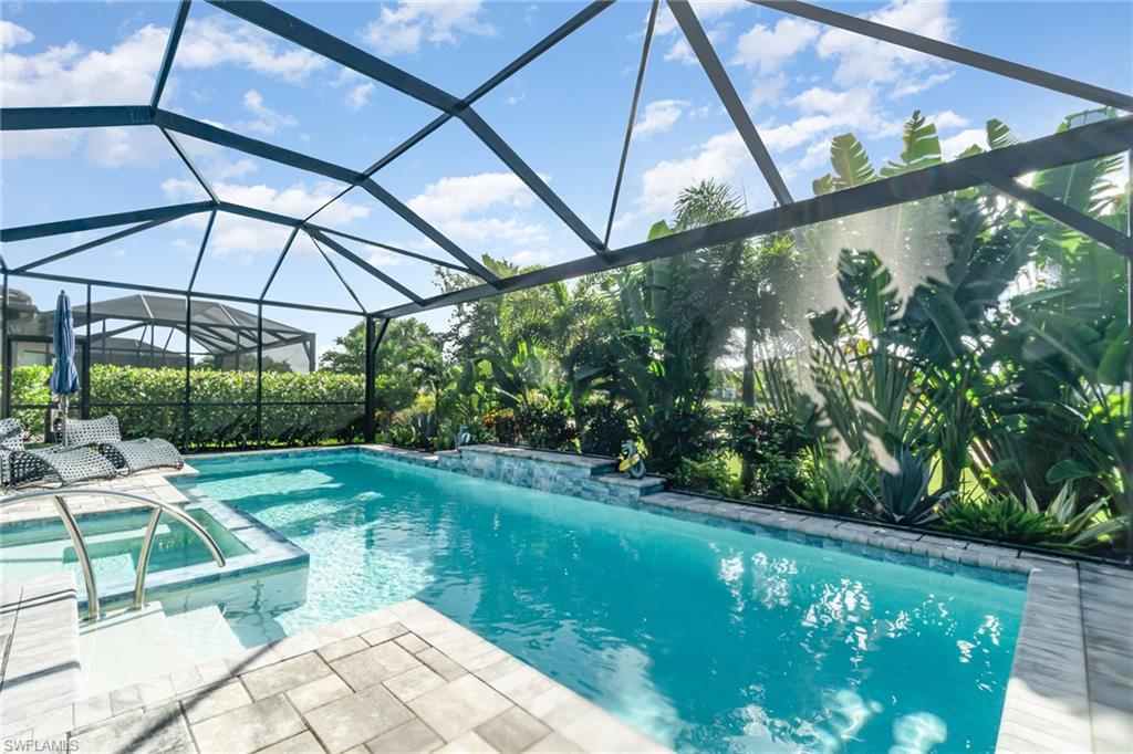 ESPLANADE - Residential Lease