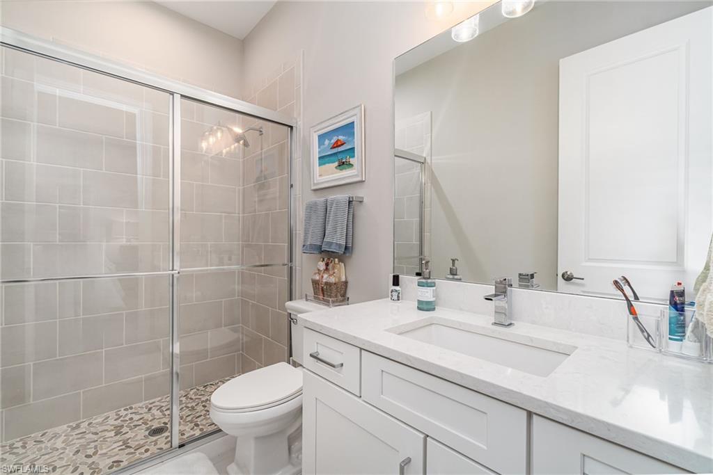 ESPLANADE - Residential Lease