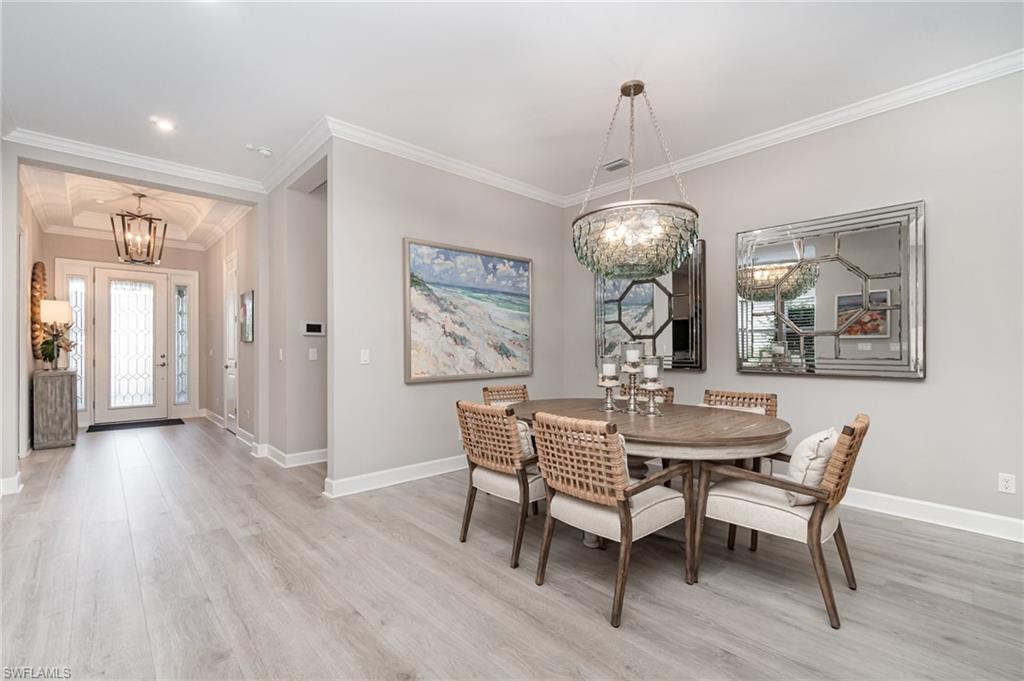 ESPLANADE - Residential Lease