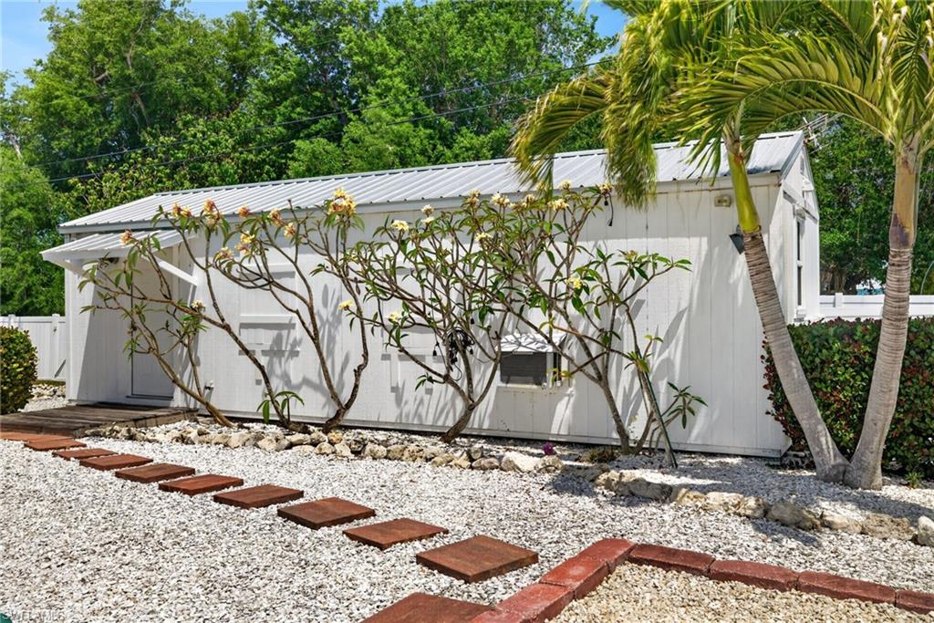 PINE ISLAND CENTER - Residential