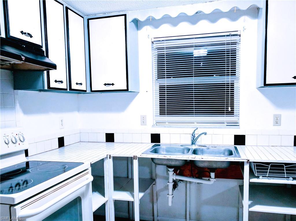 PINELAKE - Residential