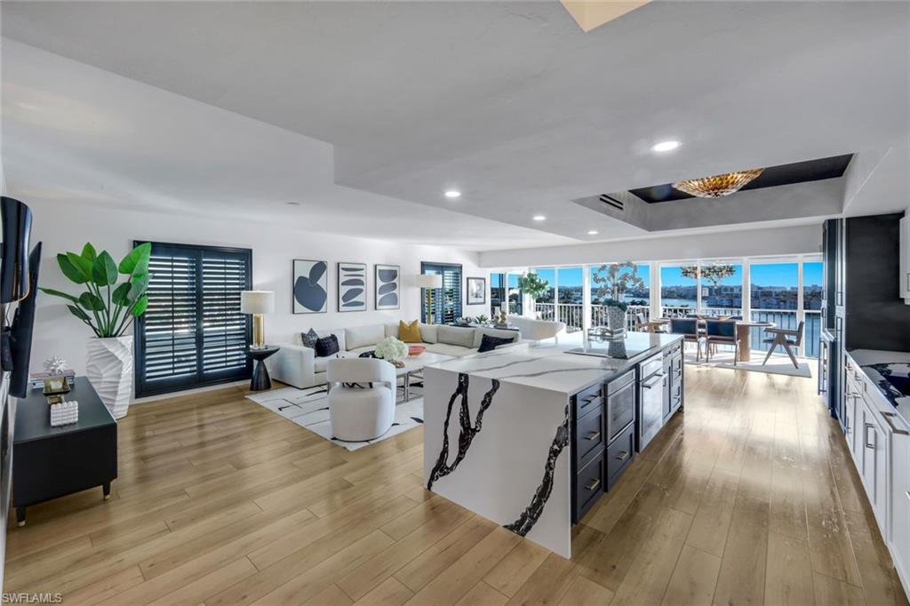 PELICAN POINT WEST - Residential