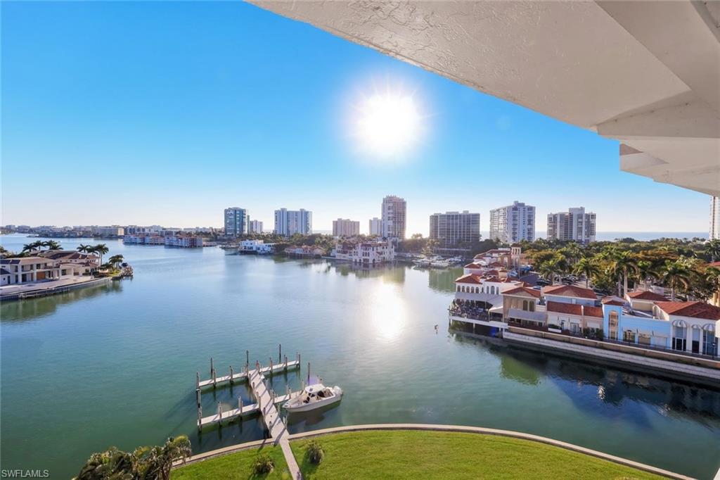 PELICAN POINT WEST - Residential