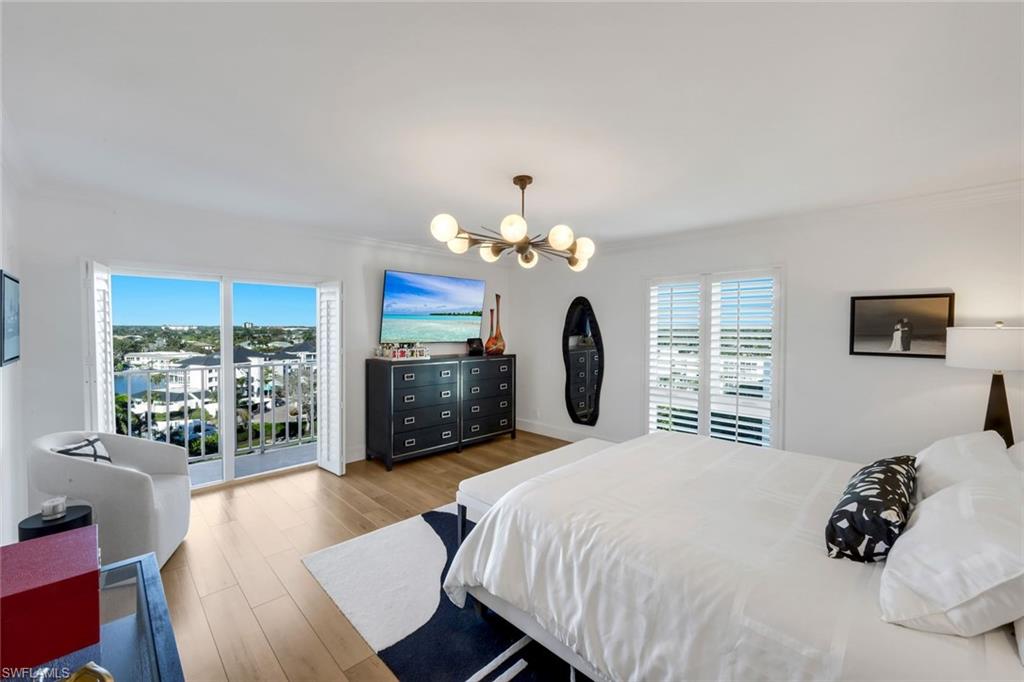 PELICAN POINT WEST - Residential