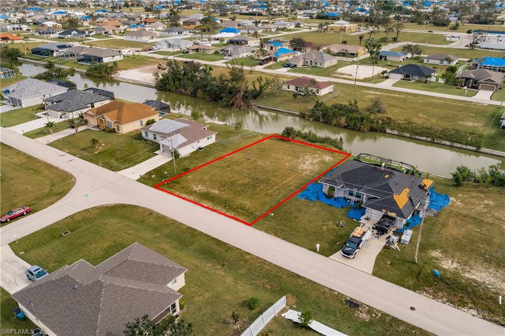 CAPE CORAL - Land