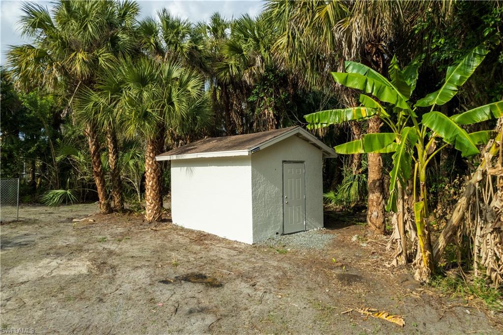 GOLDEN GATE ESTATES - Residential