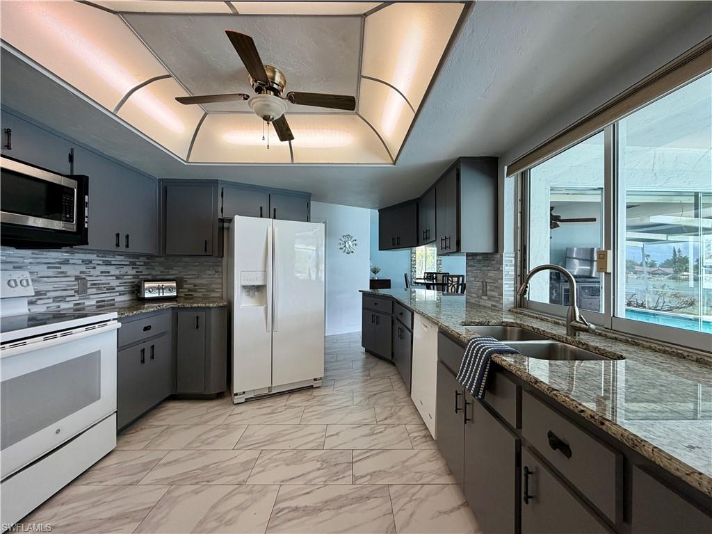 GOLDEN GATE CITY - Residential