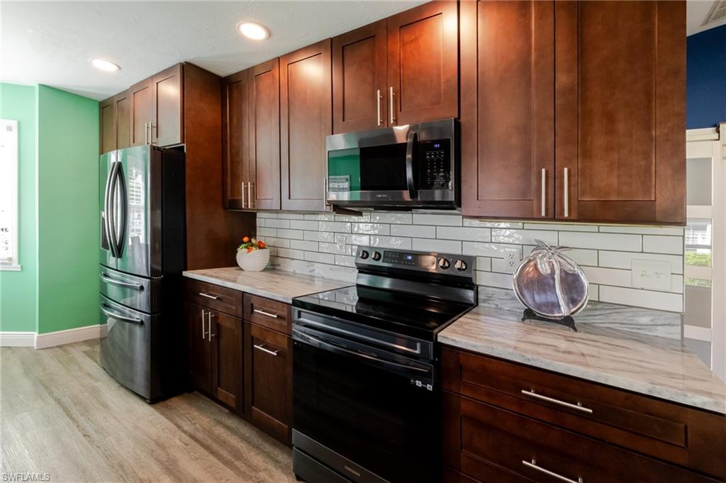 DEL VERA COUNTRY CLUB - Residential