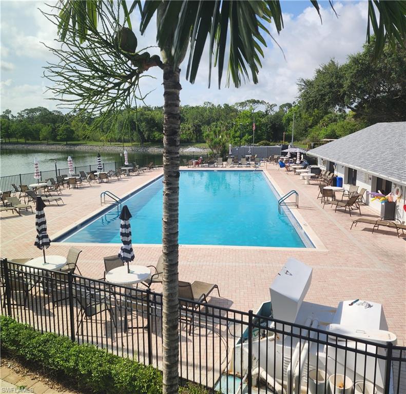 PINE RIDGE OF FORT MYERS VILLAGE - Residential