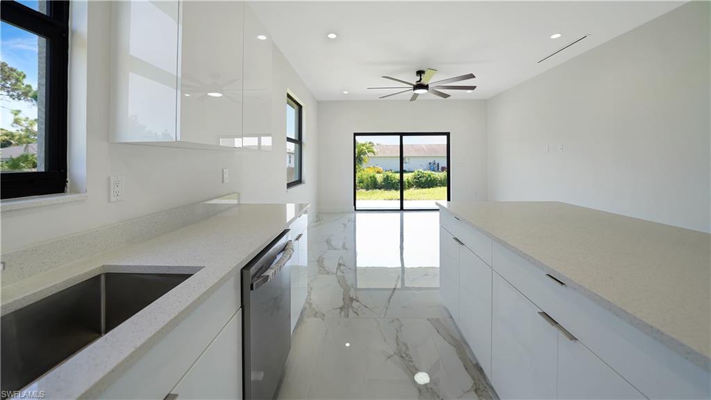 WESTMINSTER - Residential