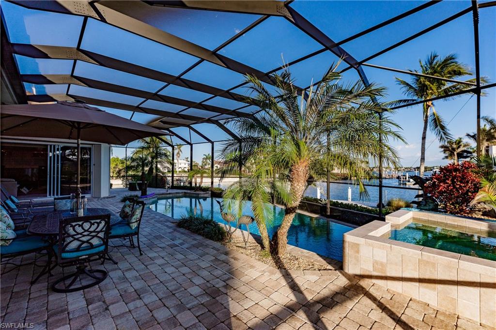 MARCO BEACH - Residential