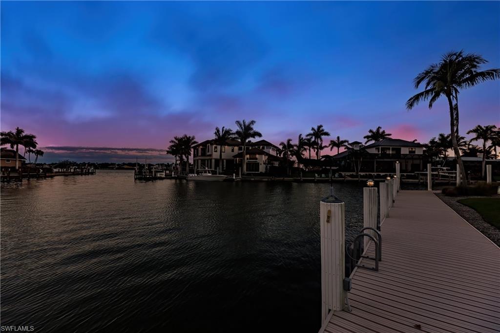 MARCO BEACH - Residential