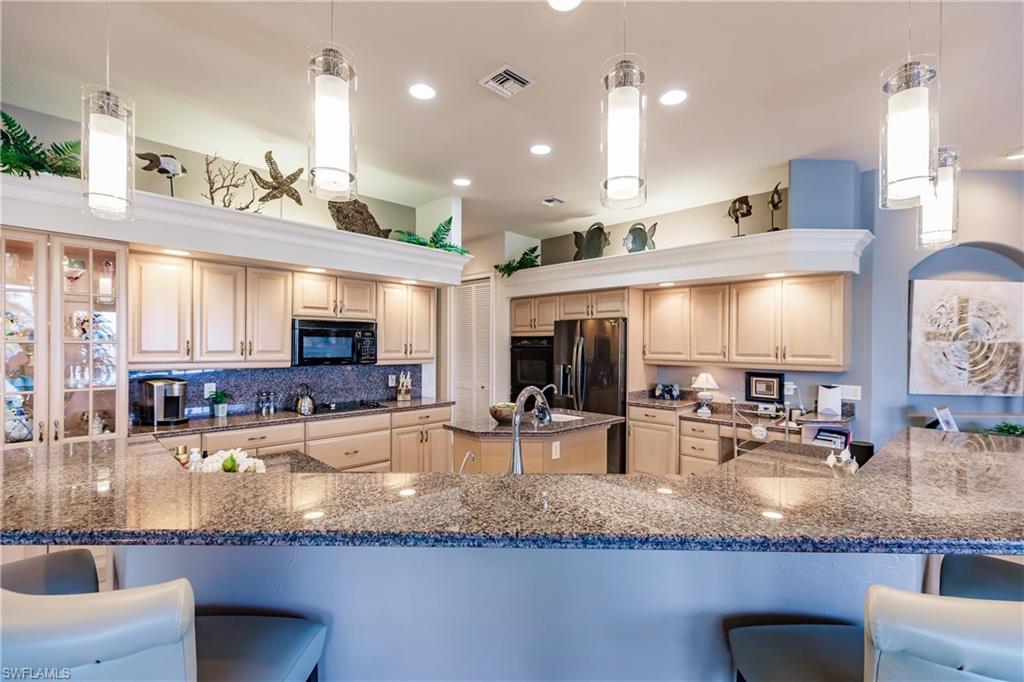 MARCO BEACH - Residential