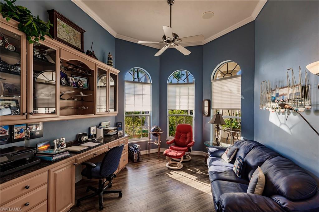 MARCO BEACH - Residential