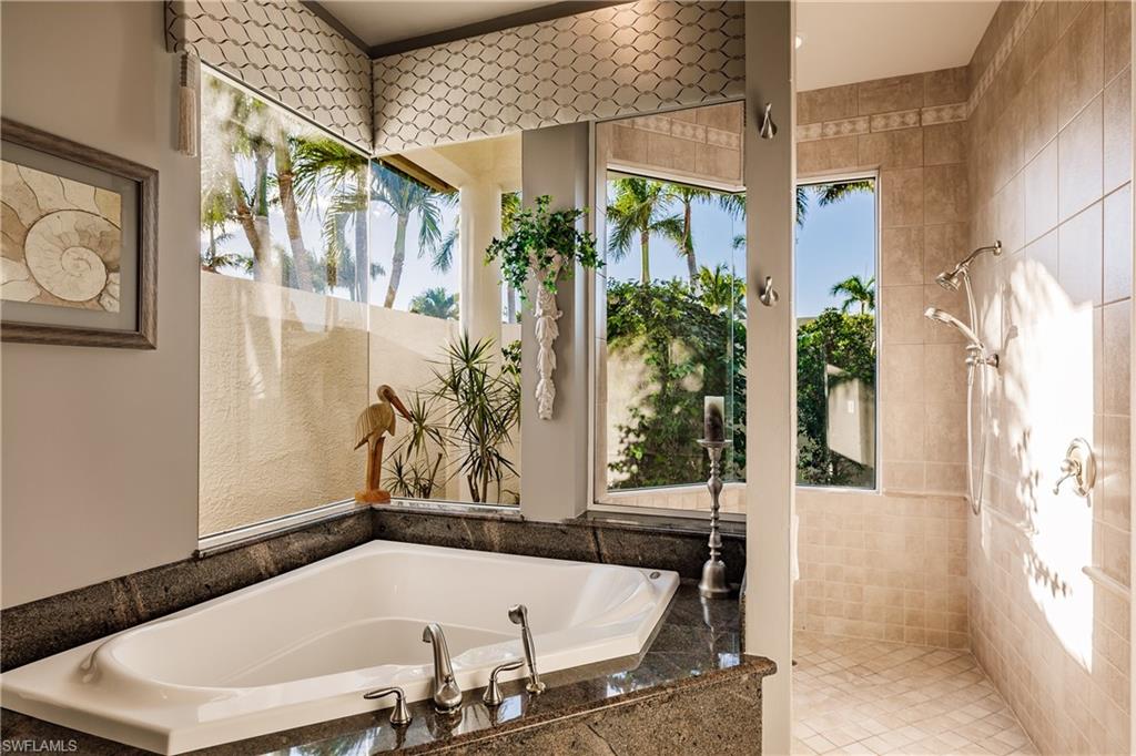 MARCO BEACH - Residential