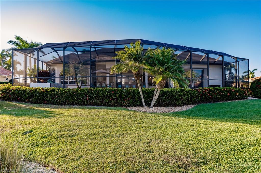 MARCO BEACH - Residential