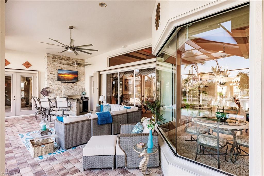 MARCO BEACH - Residential