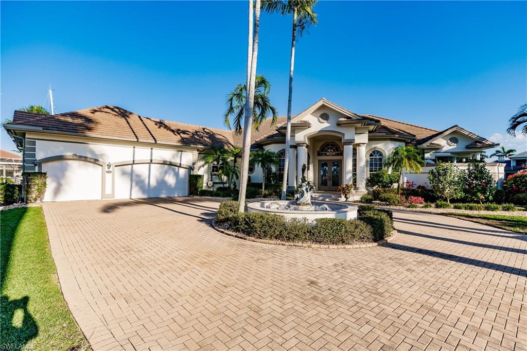 MARCO BEACH - Residential