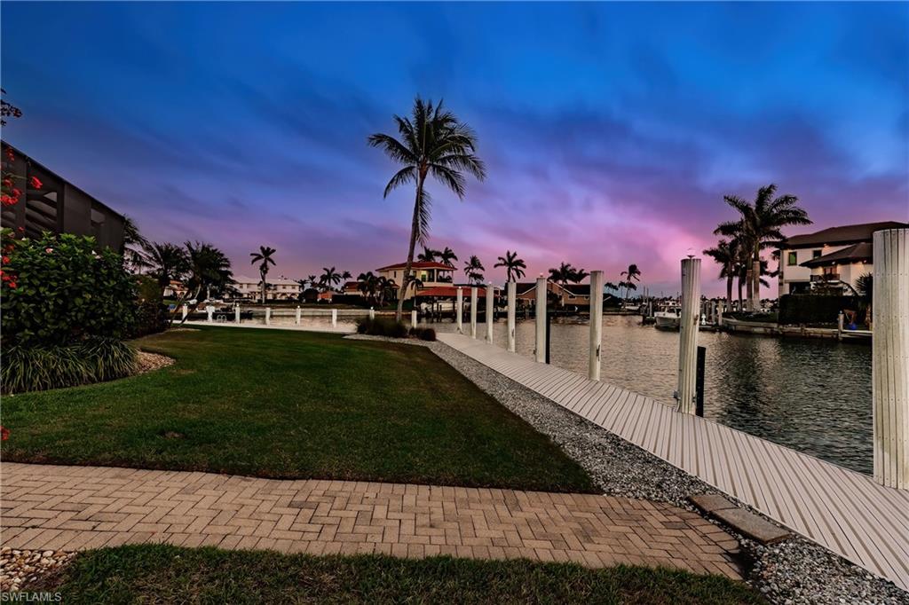 MARCO BEACH - Residential