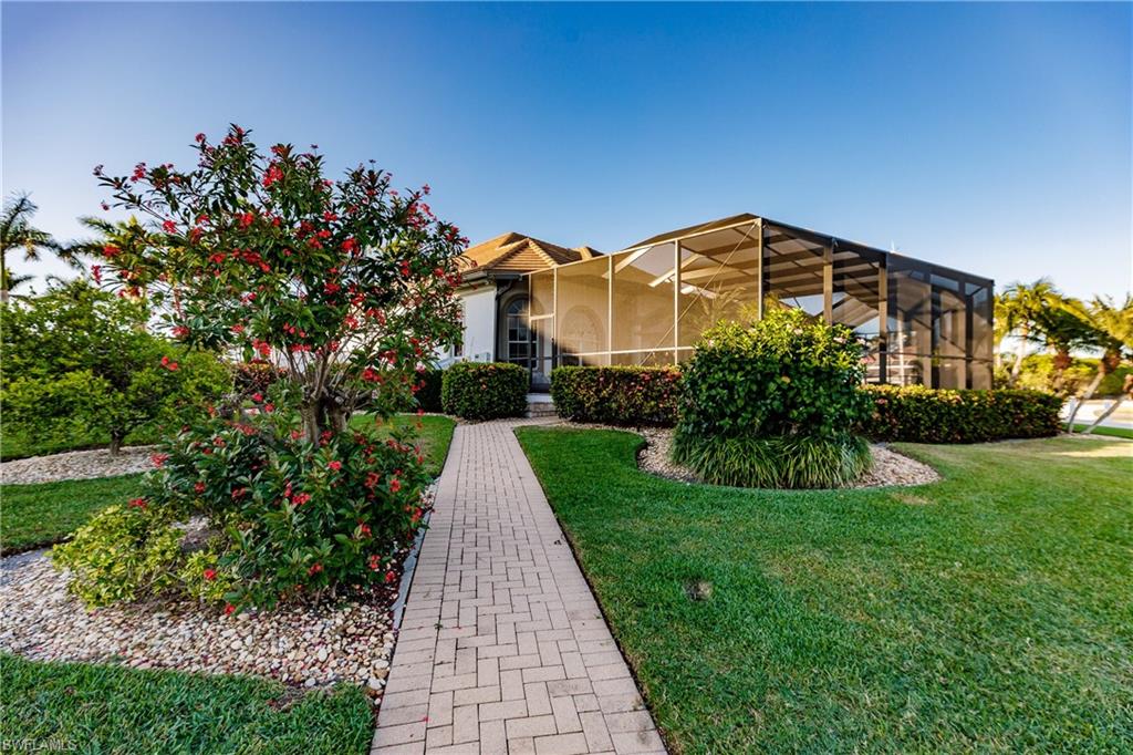 MARCO BEACH - Residential