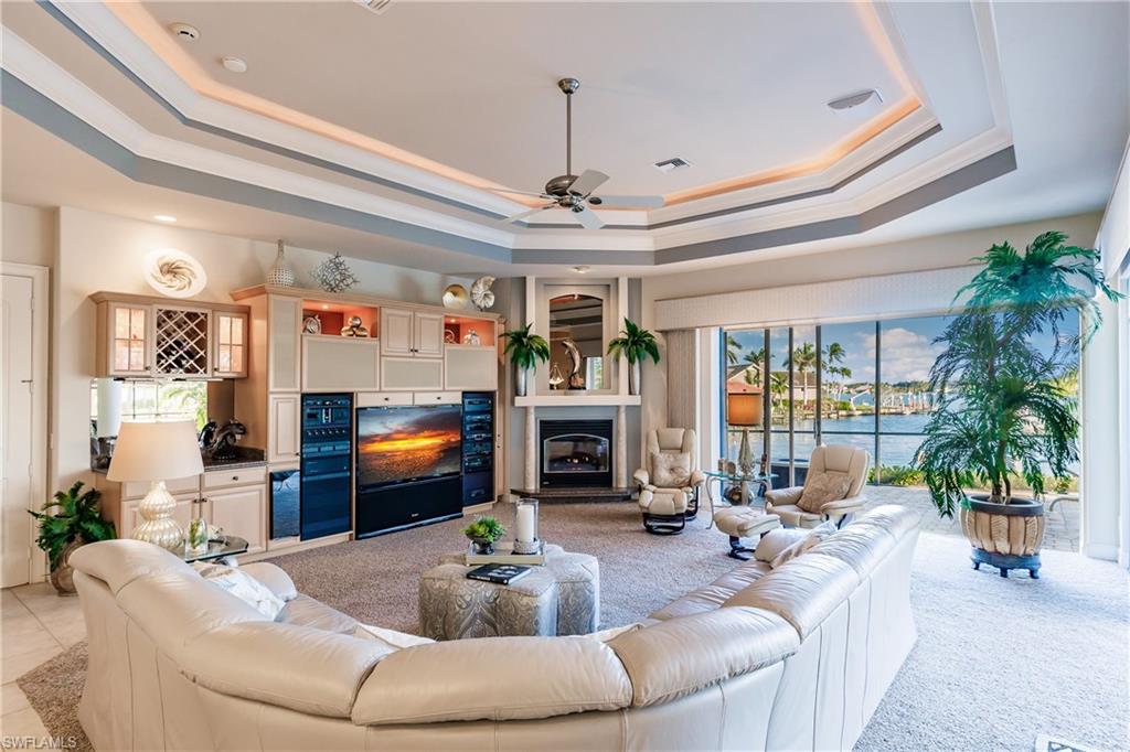 MARCO BEACH - Residential