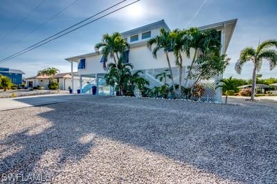 GALT ISLAND SHORES - Residential