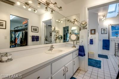 GALT ISLAND SHORES - Residential