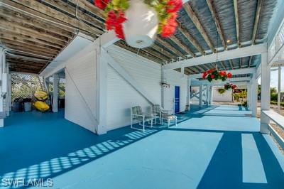 GALT ISLAND SHORES - Residential