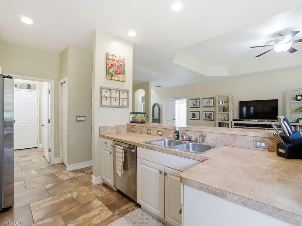 STONEYBROOK - Residential