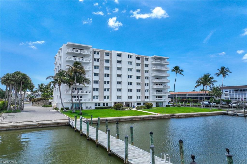 BAY TERRACE - Residential