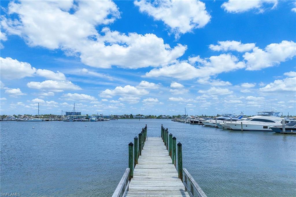 BAY TERRACE - Residential