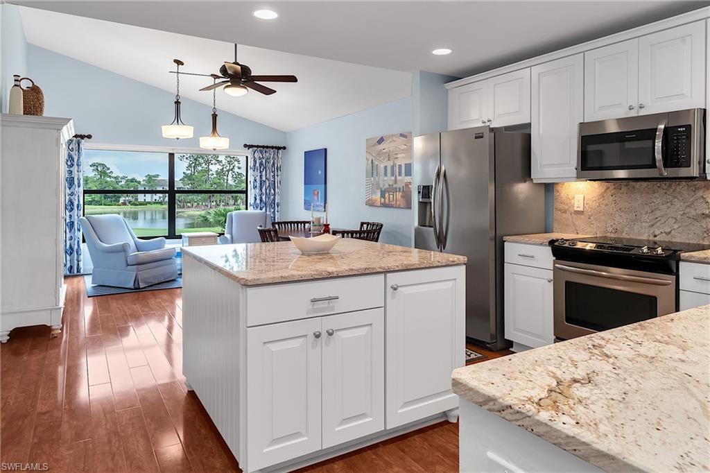 195 Fox Glen DR 3-195