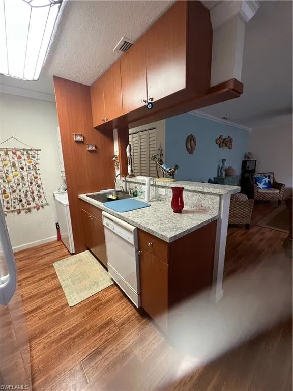 Naples, Florida 34112, United States, 2 Bedrooms Bedrooms, ,2 BathroomsBathrooms,Residential,Active,140250