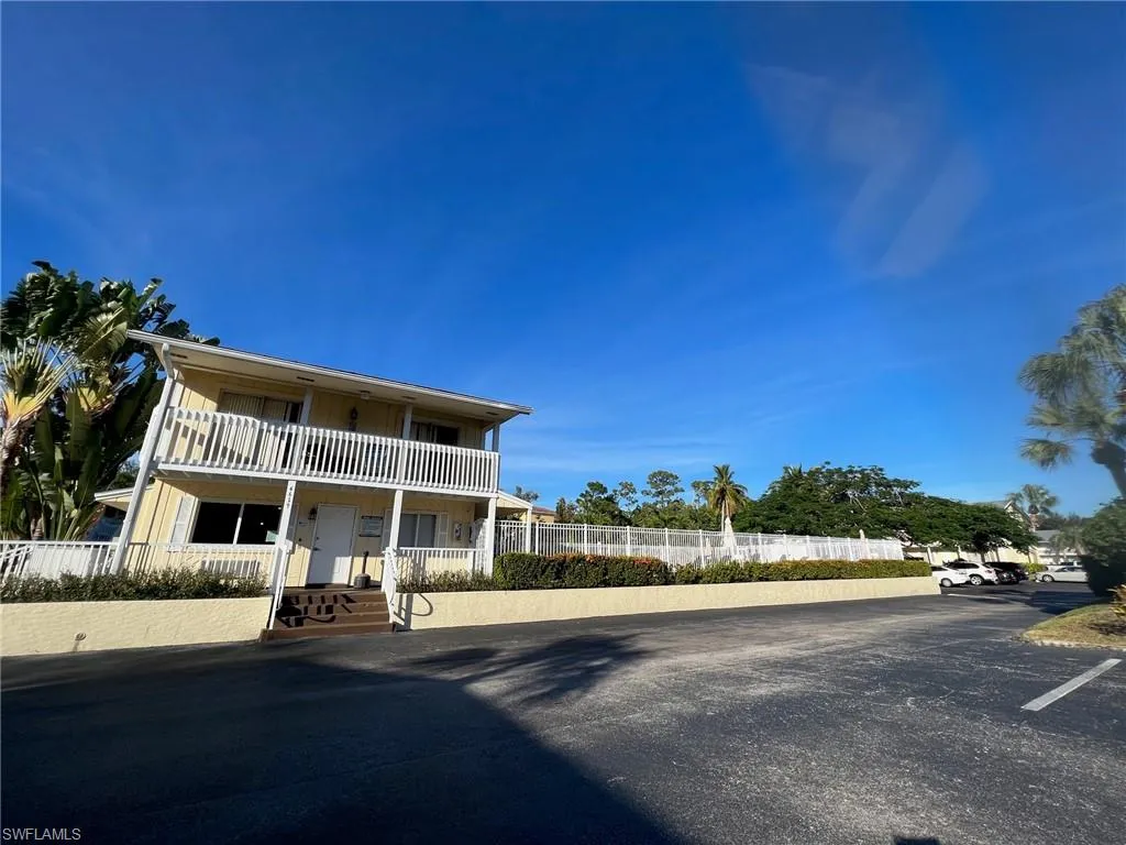 Naples, Florida 34112, United States, 2 Bedrooms Bedrooms, ,2 BathroomsBathrooms,Residential,Active,140250