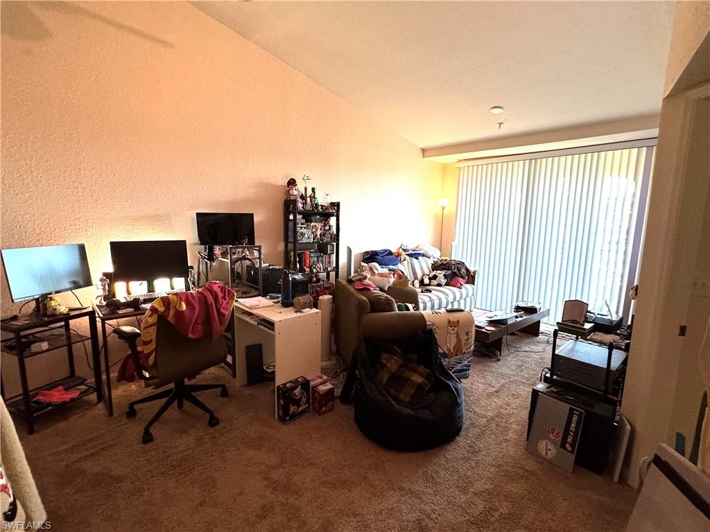 THE RESIDENCE - Residential