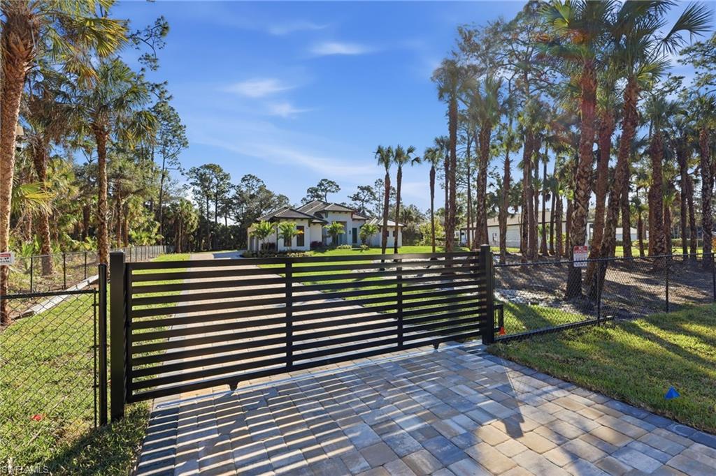 GOLDEN GATE ESTATES - Residential