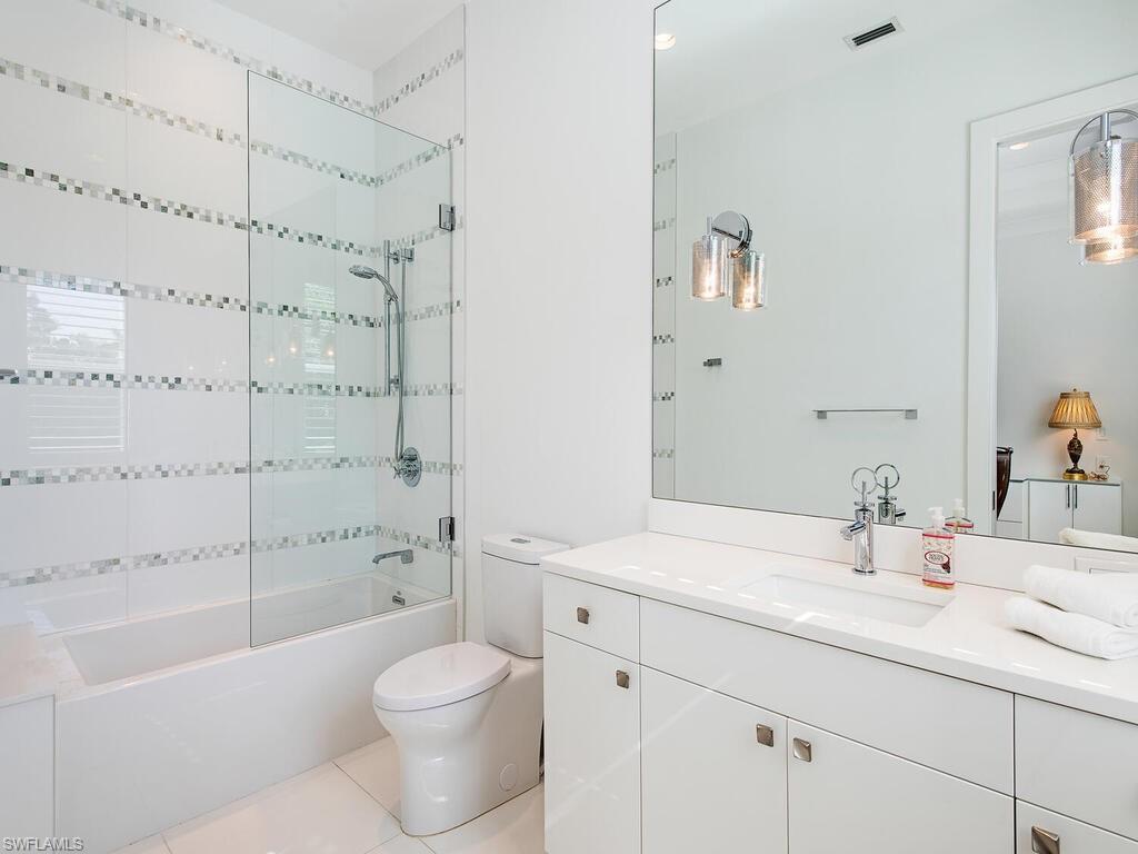 HEMINGWAY PLACE - Residential