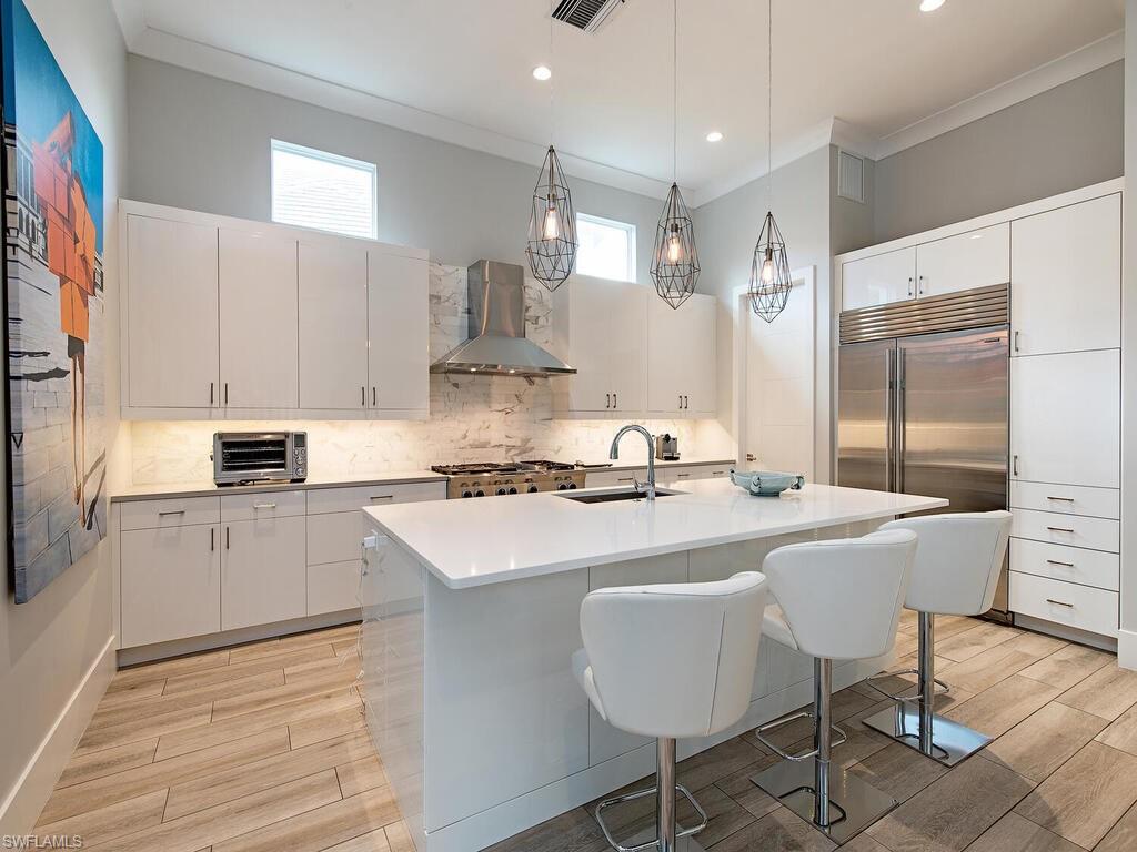 HEMINGWAY PLACE - Residential