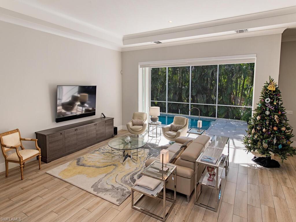 HEMINGWAY PLACE - Residential