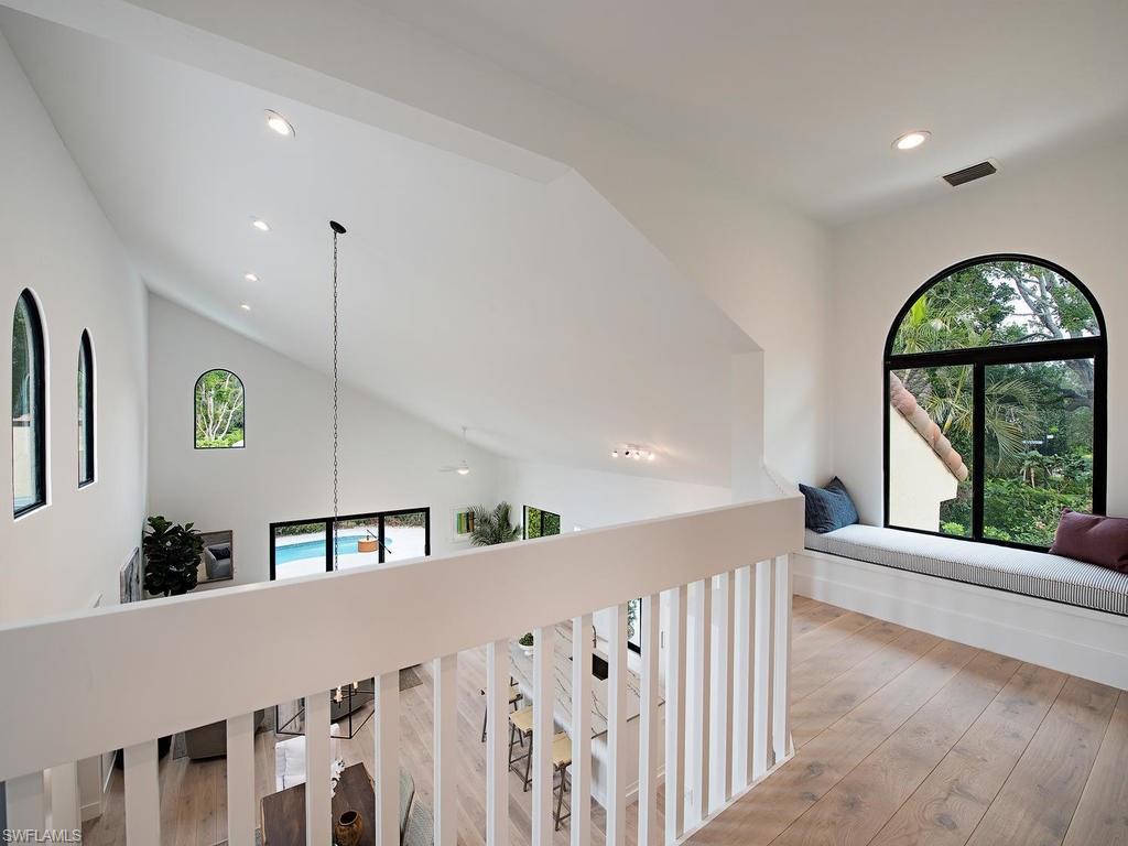 SAND POINTE - Residential