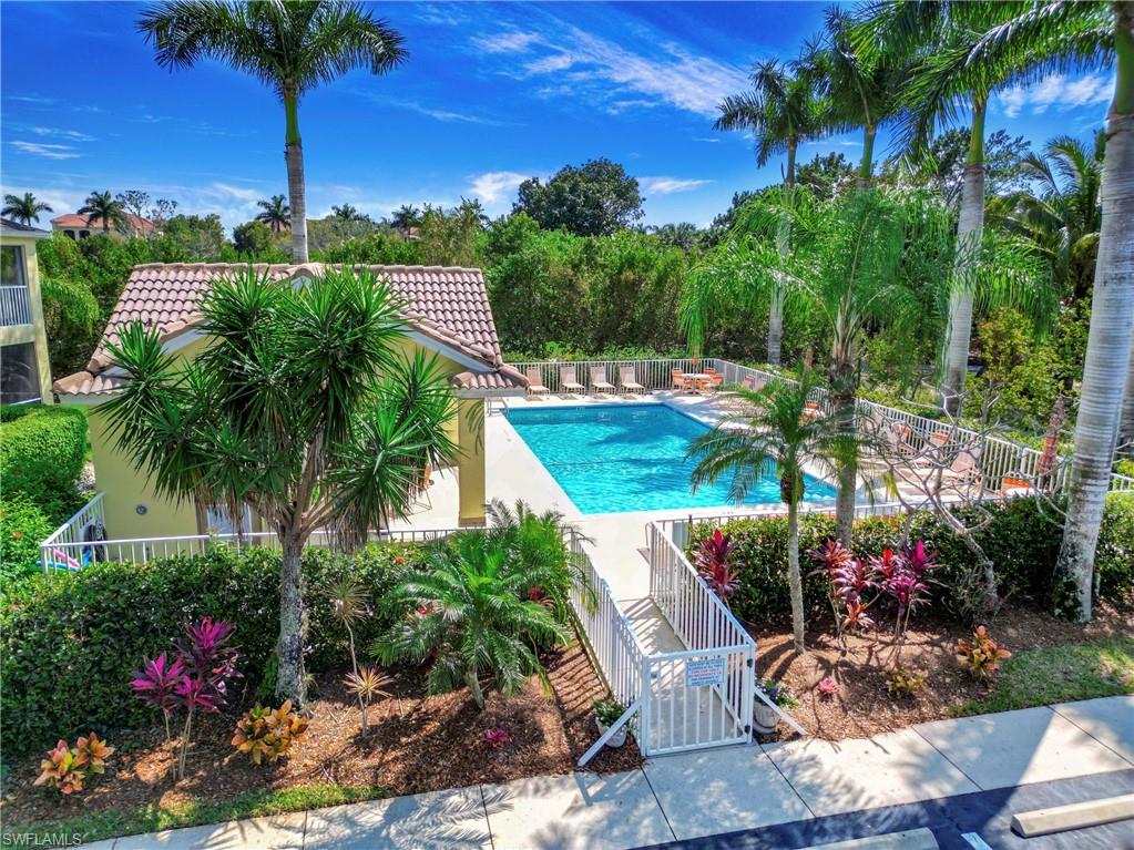 FAIRWAYS - Residential