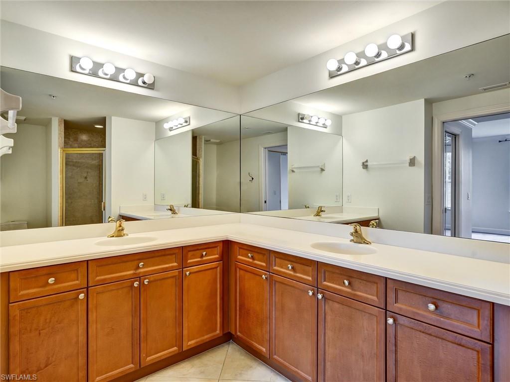 THE CARLYSLE - Residential