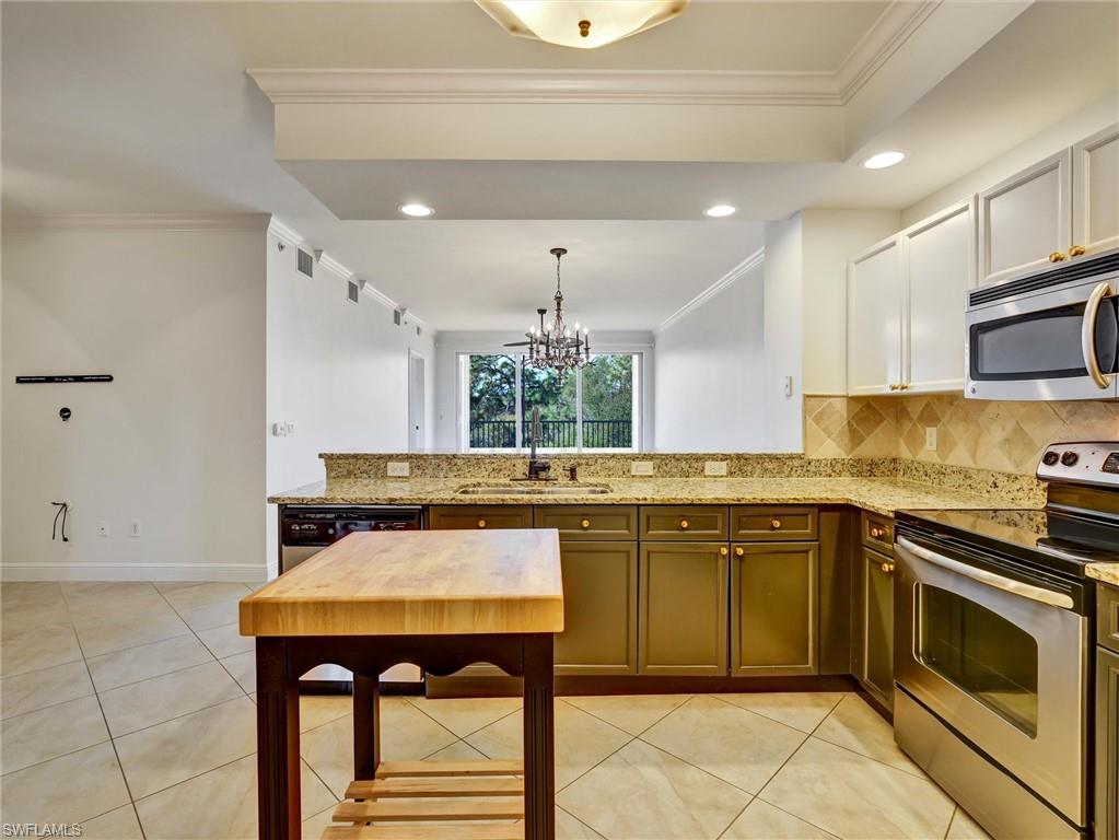 THE CARLYSLE - Residential