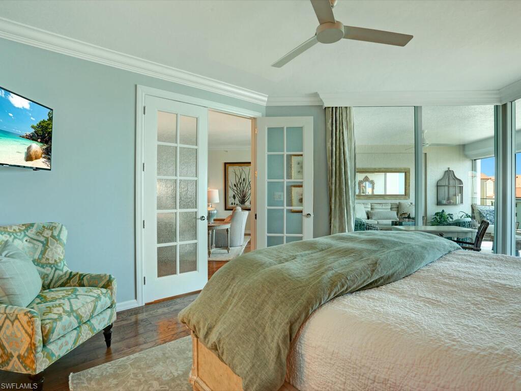 BAYPOINTE AT NAPLES CAY - Residential